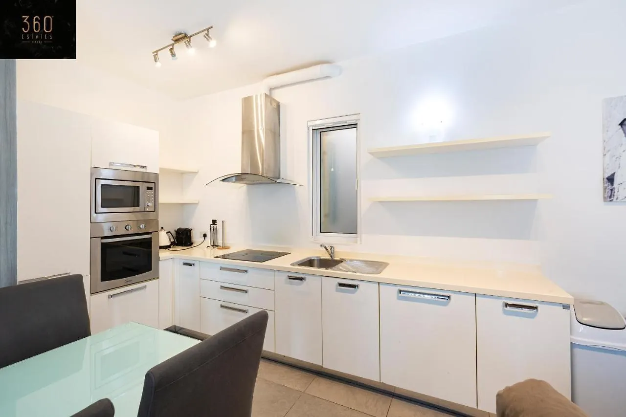 Sunny & Beautiful Views, Amazing Design & Terrace By 360 Estates Apartment Lija