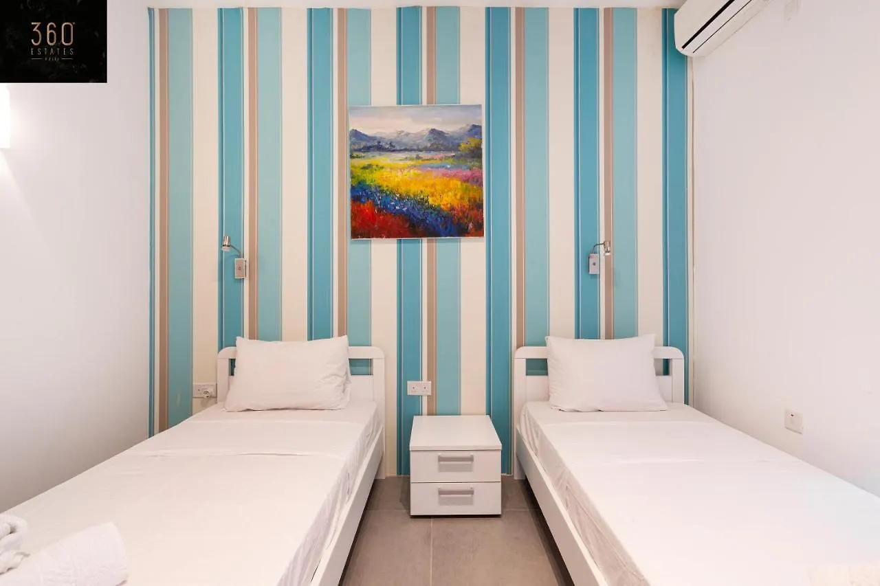 Sunny & Beautiful Views, Amazing Design & Terrace By 360 Estates Apartment Lija